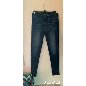 Dark Wash American Eagle Jeggings